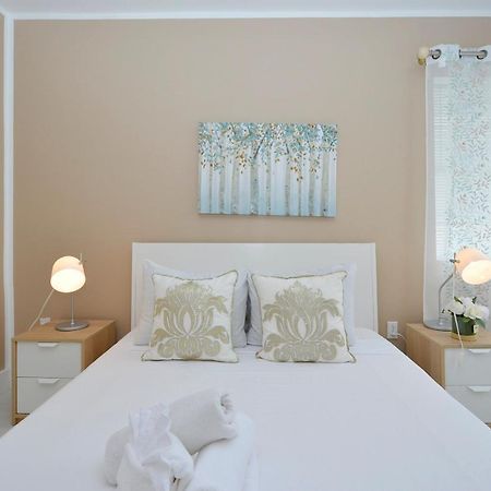 Ocean Drive Beach Apartments マイアミビーチ エクステリア 写真