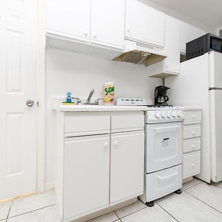 Ocean Drive Beach Apartments マイアミビーチ エクステリア 写真