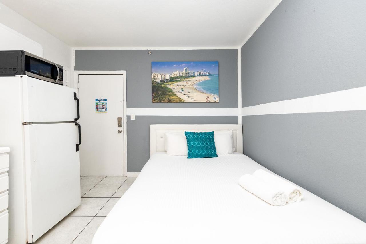 Ocean Drive Beach Apartments マイアミビーチ エクステリア 写真